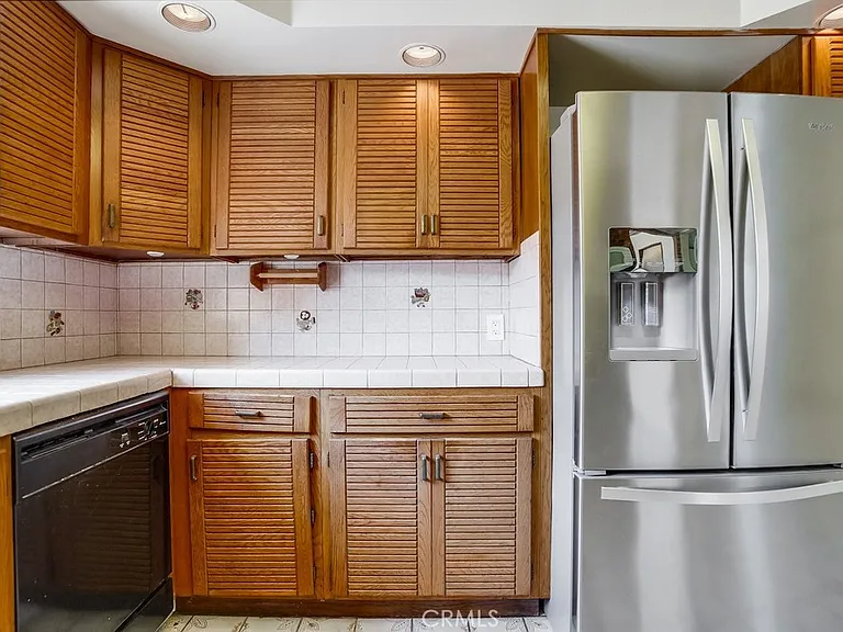 1307 Mackay Ln — Photo 19