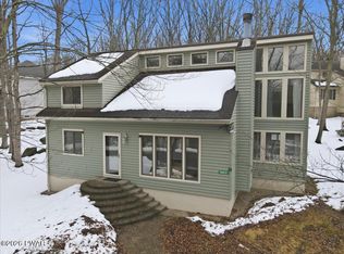 4217 Kenwood Ter, East Stroudsburg, PA 18301