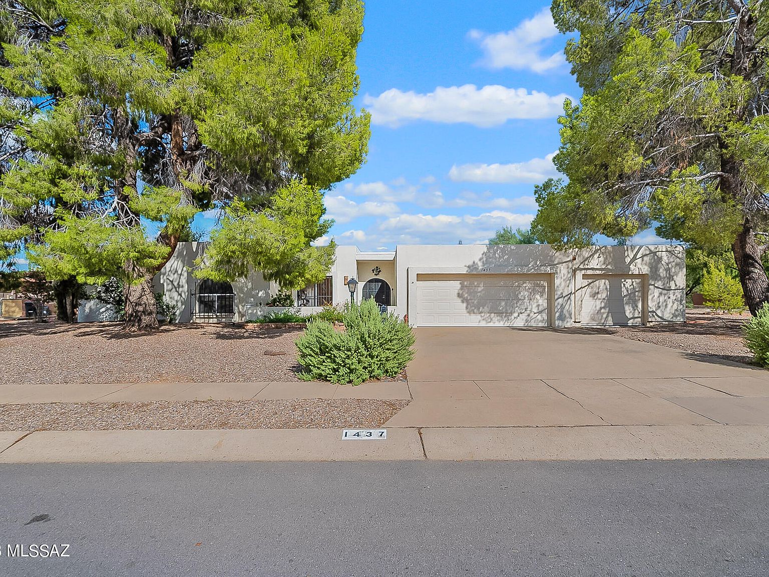 1437 S Abrego Dr, Green Valley, AZ 85614 MLS 22317658 Zillow