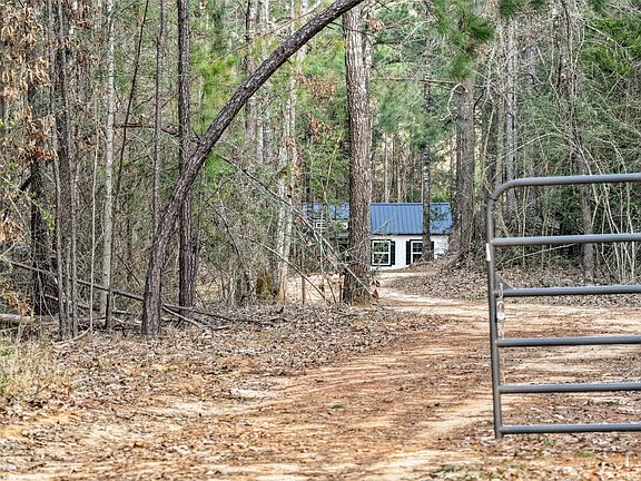2nd image of 9190 County Road 2136 N