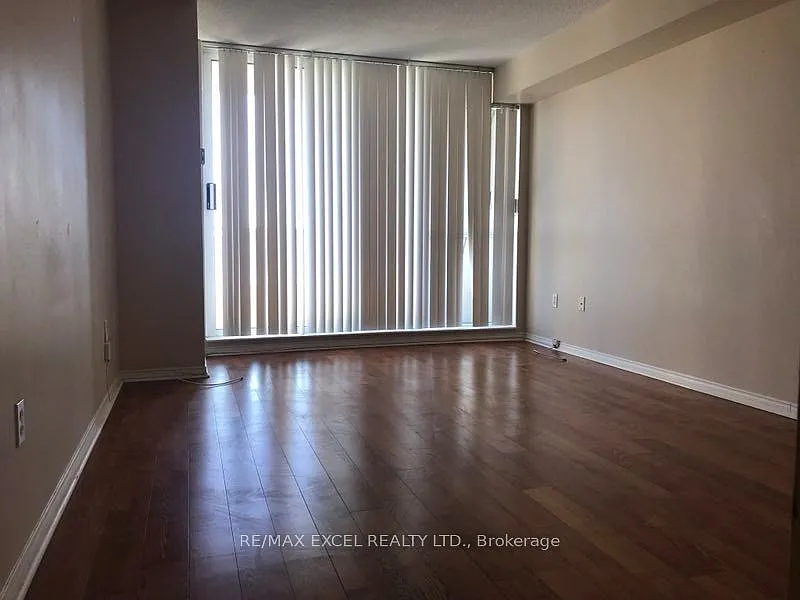 Building Photo - 28 Pemberton Ave #706