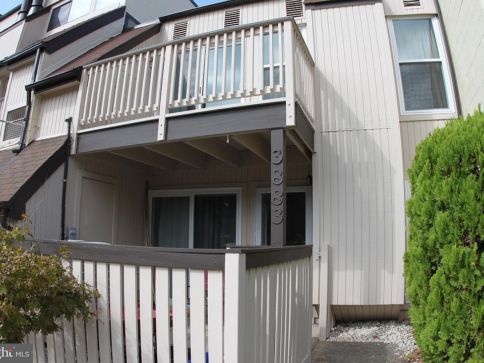 1st image of 3883 El Camino Pl #13