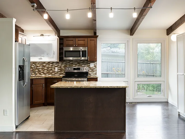2474 Bristol Rd — Photo 10