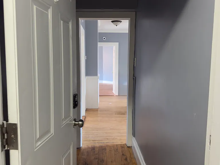 43-45 Hungerford St #3 — Photo 7