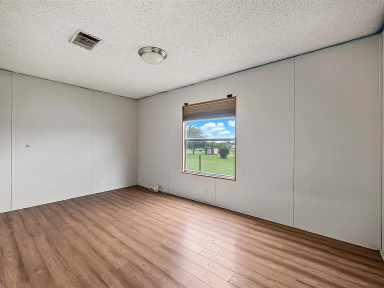 360 Shady Oaks #A — Photo 19