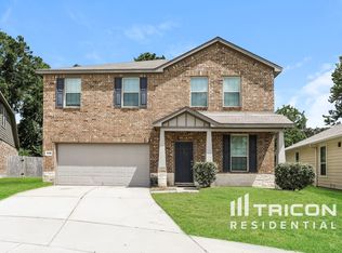 2328 N Amber Ruse Ct, Conroe, TX 77304