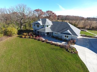 3663 Britton Rdg, Union Grove, WI 53182