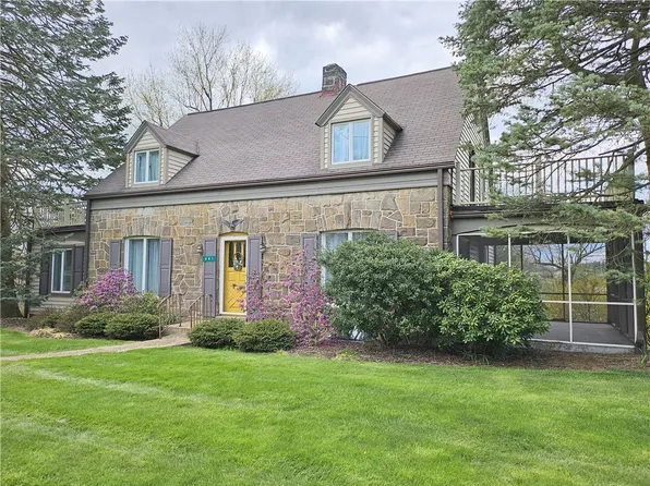 441 Franklin St, Slippery Rock, PA 16057