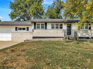 10553 Fabick Dr, Saint Louis, MO 63123