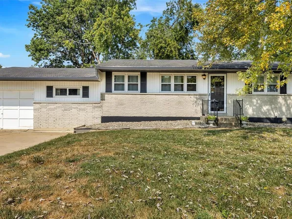 10553 Fabick Dr, Saint Louis, MO 63123