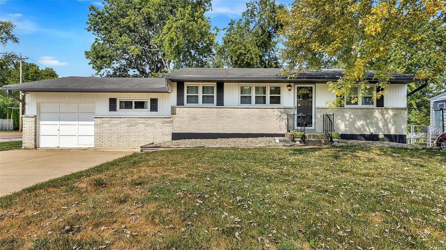 10553 Fabick Dr photo 1