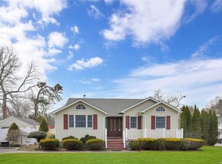 4 Audubon St, Nesconset, NY 11767