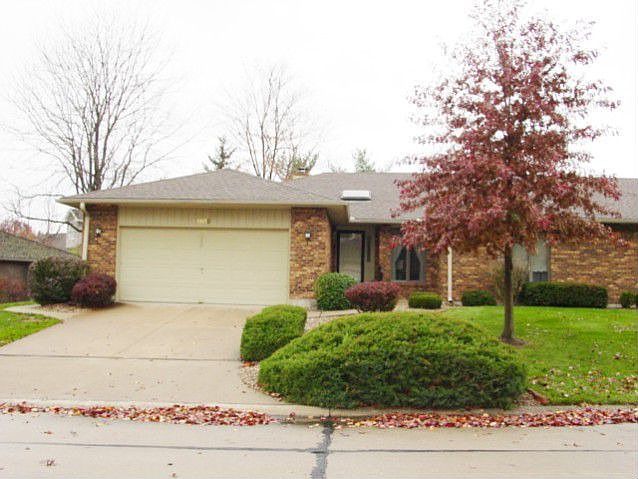 1st image of 1109 Doral Dr