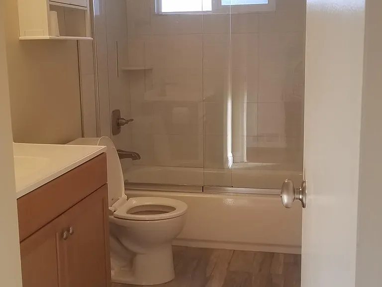 1075 Marilla Ave — Photo 8