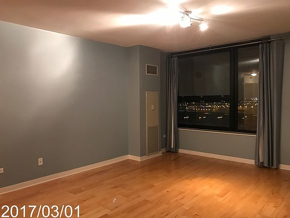2nd image of 1160 S Michigan Ave APT 1904