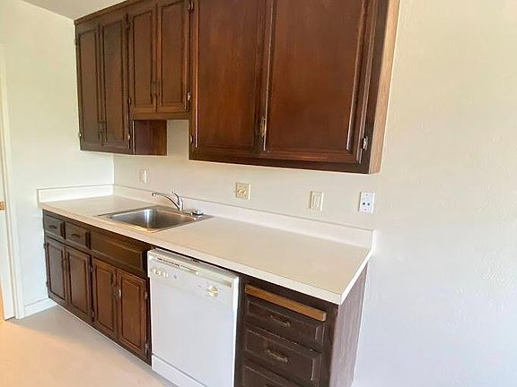 3rd image of 20 E Santa Inez Ave APT 8