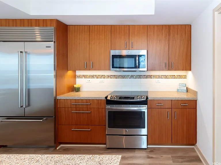 555 South St #2105 — Photo 6