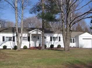 136 Bennington Pkwy, Franklin Park, NJ 08823