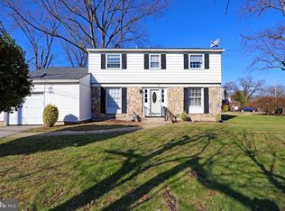 906 Somerdale Rd, Voorhees, NJ 08043
