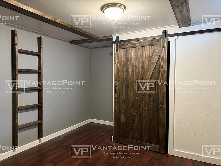 826 N Hawthorne Dr — Photo 19
