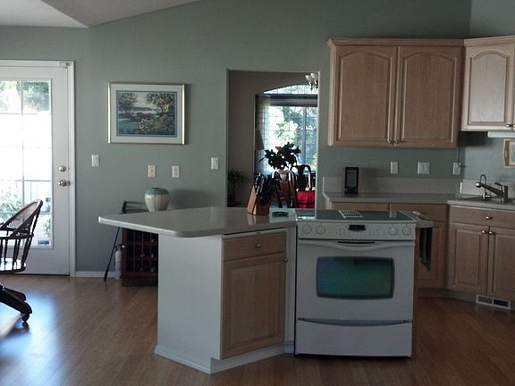 Kitchen island