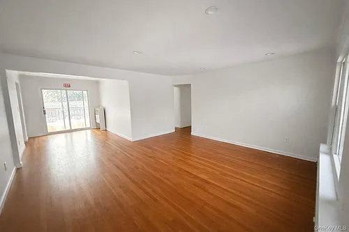 46 Elmira St Photo 1