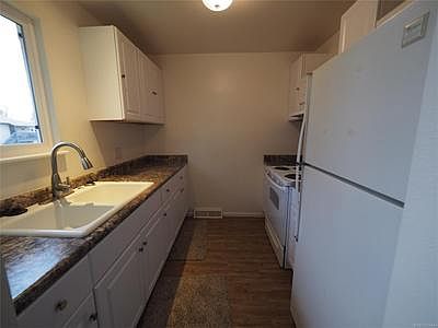 5th image of 2287 Coronado Pkwy N