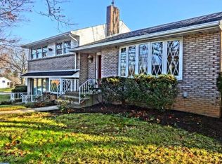 2521 Province Rd, Wyomissing, PA 19610