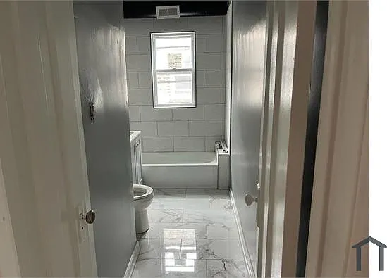 8420 S Ingleside Ave #3 — Photo 7