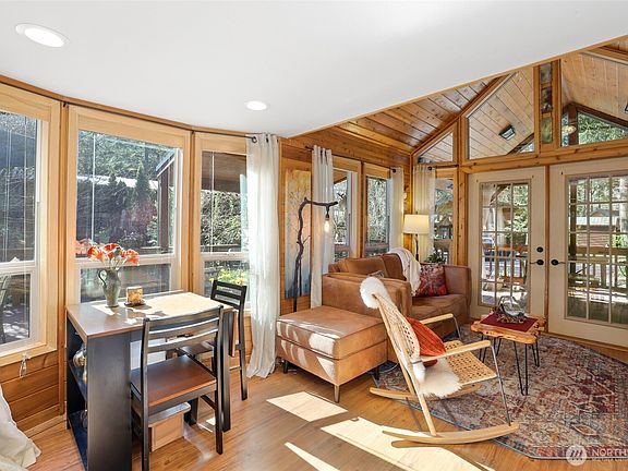 3rd image of 1546 Reservation Road SE #61