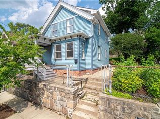21 Tecumseh St, Providence, RI 02906
