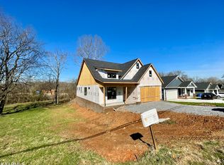 549 N Wright Rd, Alcoa, TN 37701