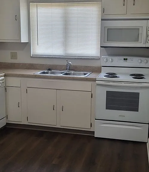 Yorktowne Apartments — Photo 34