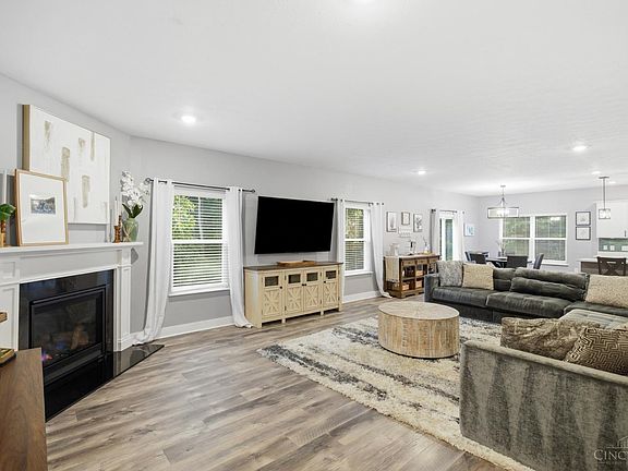 5th image of 1161 McMills Dr