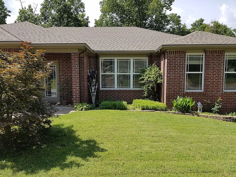 1st image of 42 Merritt Dr
