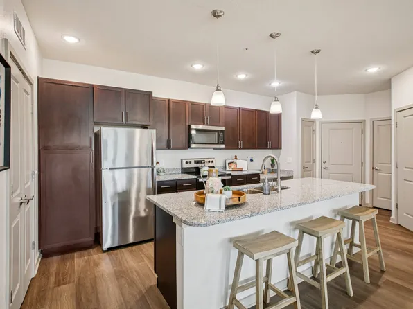 The Carlton at Lake Dexter