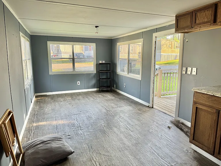 428 Lafayette Rd #3 — Photo 3