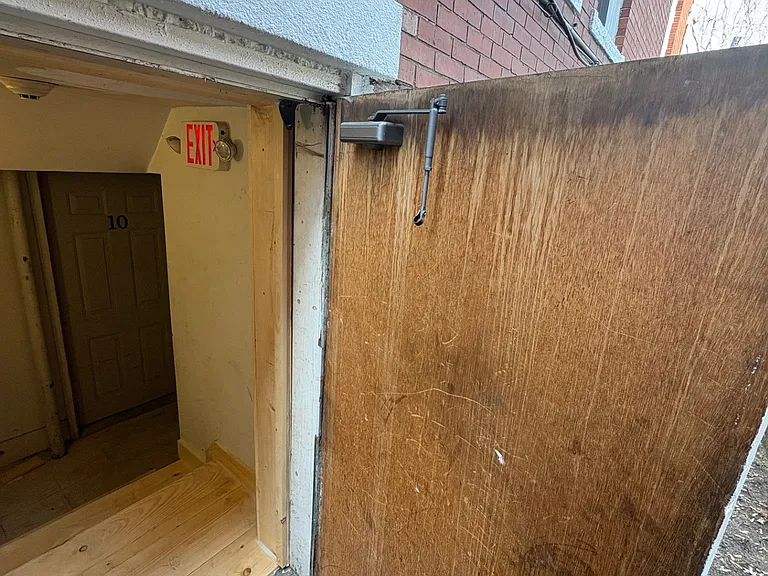 11 Grant St #10 — Photo 13