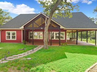 319 Live Oak Cir, Somerville, TX 77879