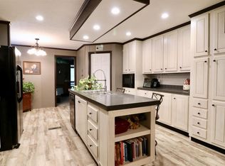 192 N Park Grove Rd, Ethridge, TN 38456