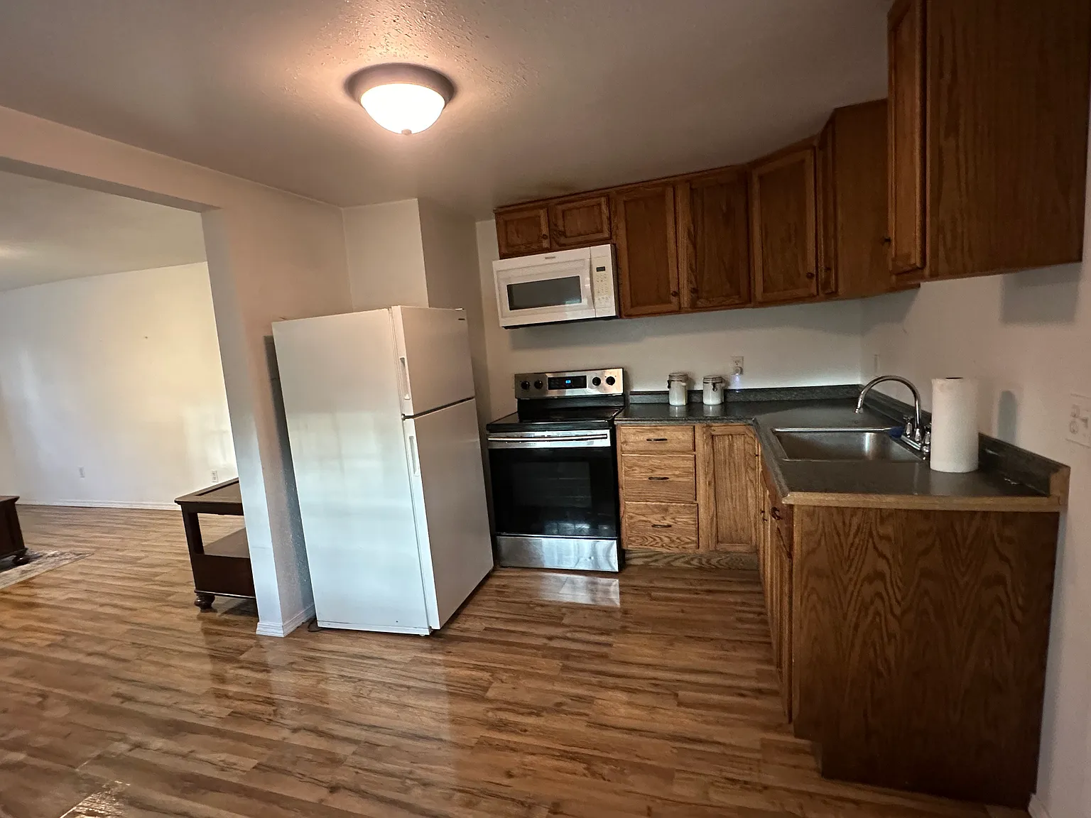2 bed, $700 — Photo 4