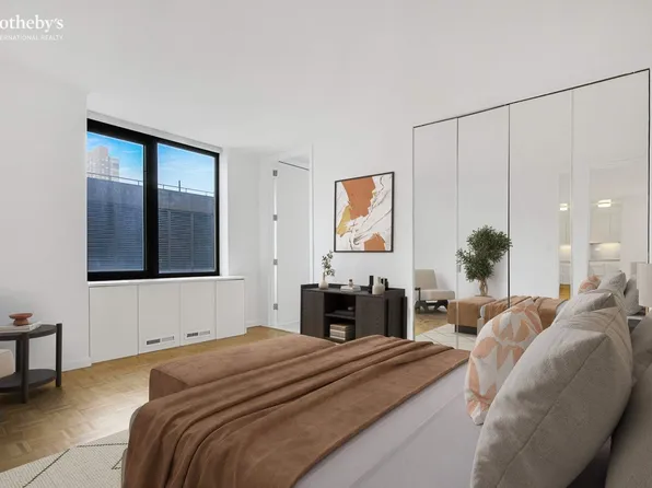 161 West 61st Street image 5 of 23