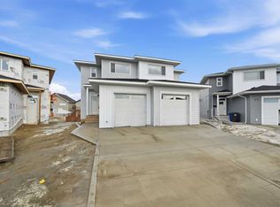 61 NW Pinnacle Close, Blackfalds, AB T4M0M3