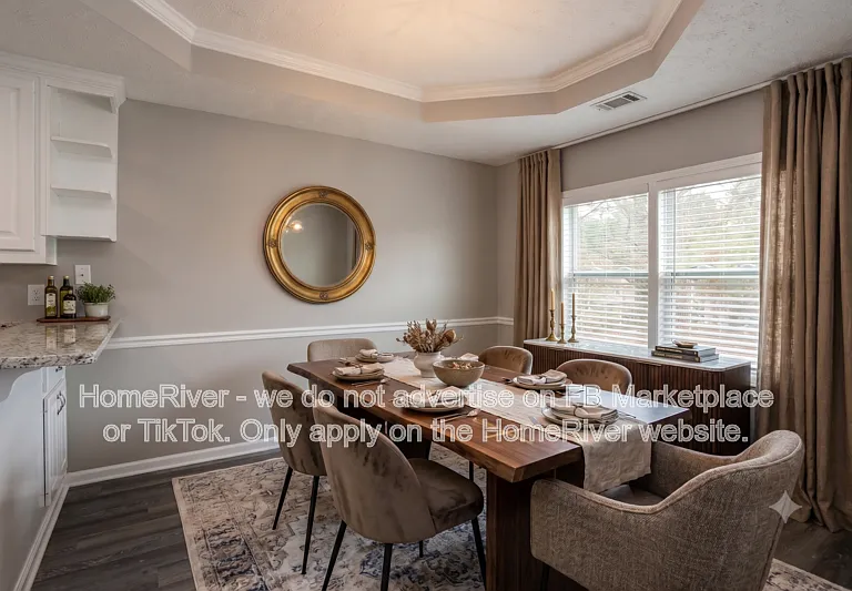 768 Wilkes Dr — Photo 3