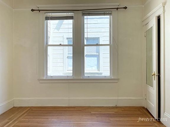 5th image of 2418 Van Ness Ave APT 1