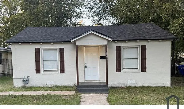3 bed, 864 sqft, $1,375 — Photo 2