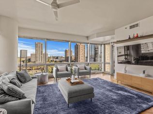 545 E Wells St UNIT 902, Milwaukee, WI 53202