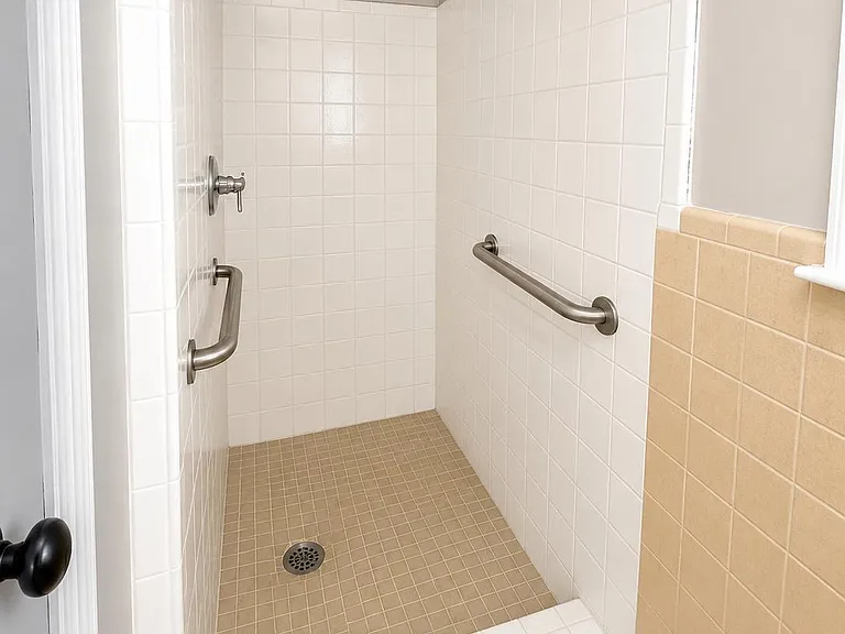 5453 Fincastle Cv — Photo 13