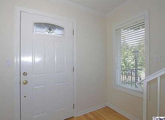 4th image of 253 N Mar Vista Ave APT 1
