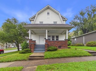 1102 21st St, Huntington, WV 25703
